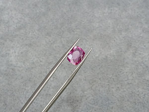 M280	PINK SAPPHIRE 1.60CT  LONG CUSHION