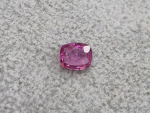 M280	PINK SAPPHIRE 1.60CT  LONG CUSHION