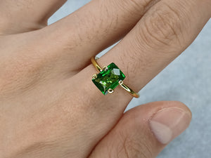 G352 TSAVORITE RECTANGLE 1.83CT