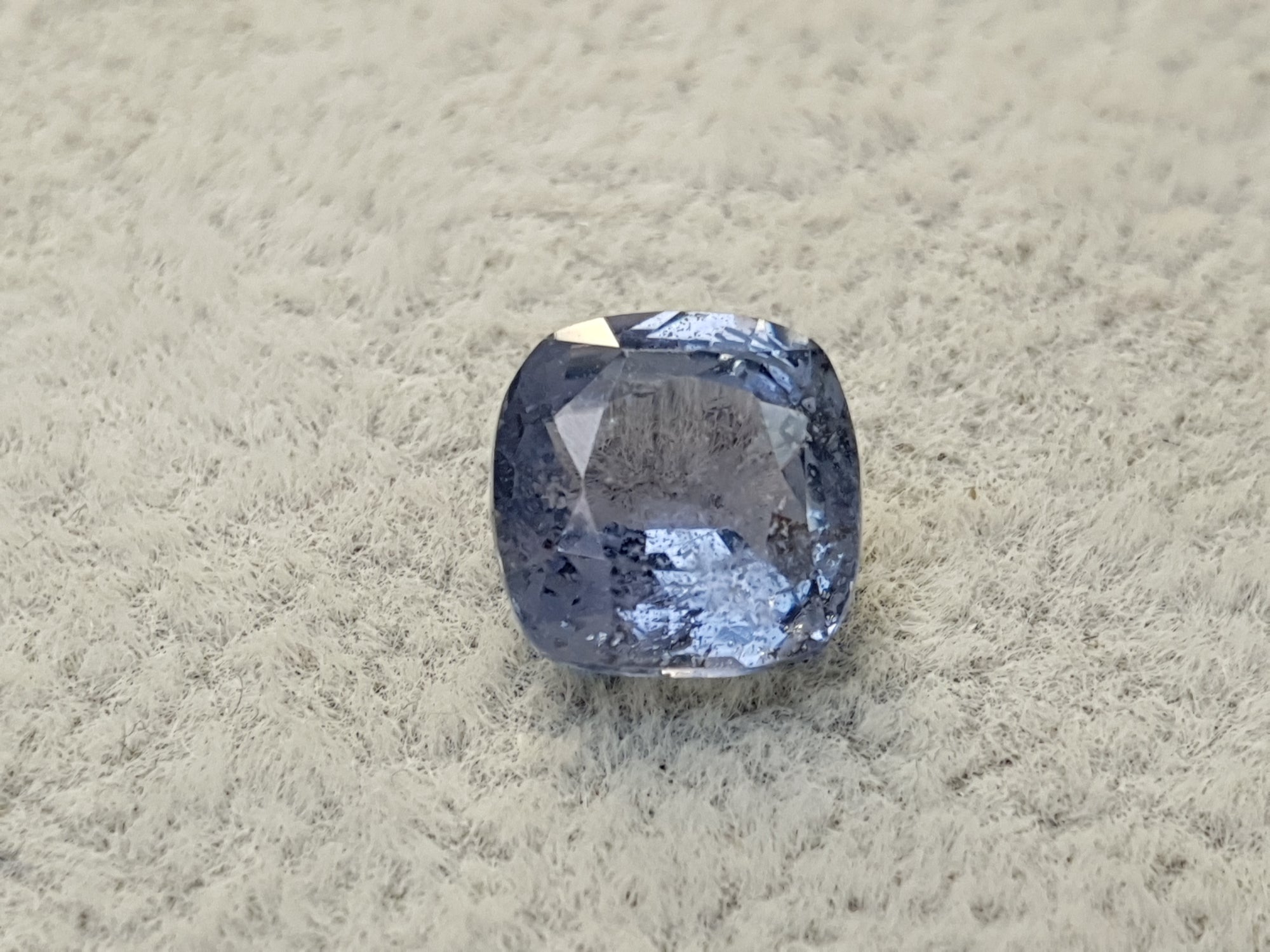 G746 UNHEAT BLUE SAPPHIRE 3.53CT