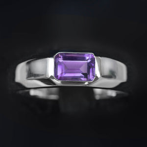 2023-113 IRWO BORDER GEMSTONE MENS RING - PURPLE EMERALD