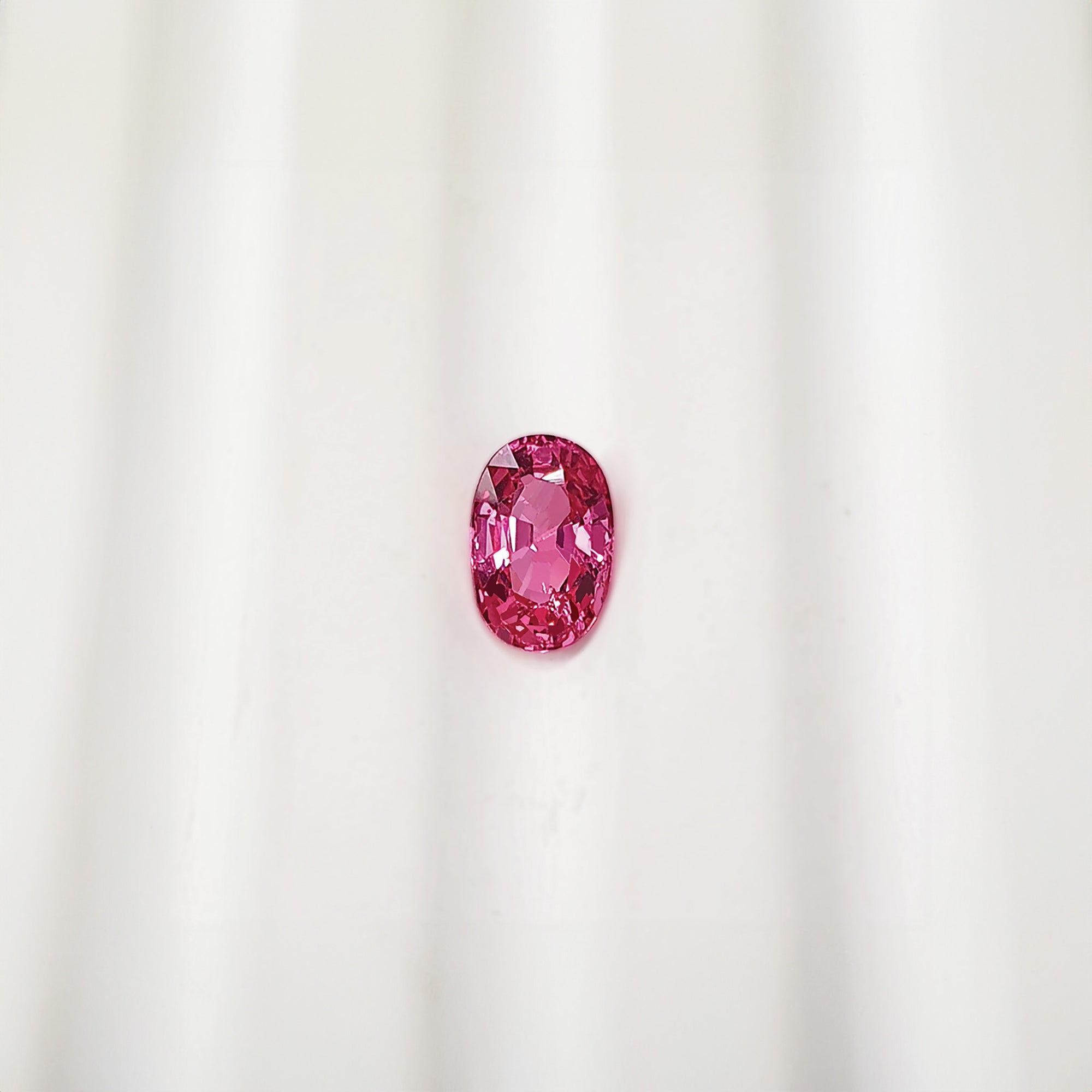 MAHENGE PINK SPINEL OVAL 1.23CT G702