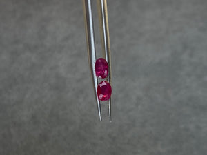 G717 BURMESE RUBY OVAL PAIR 1.11CT