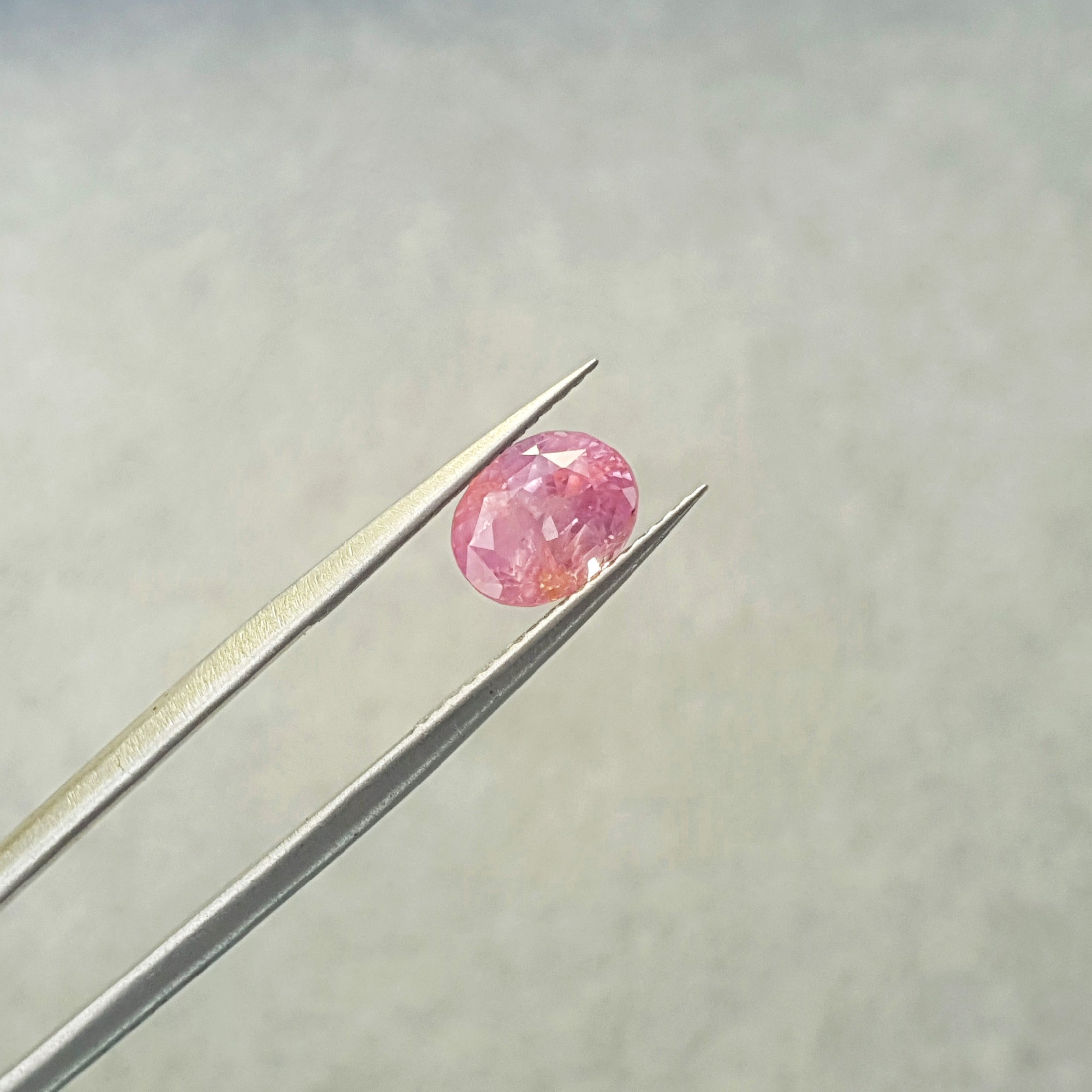 G750 PINK SAPPHIRE OVAL 2CT