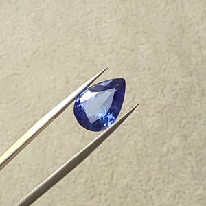 G751 TANZANITE PEAR  3.82CT