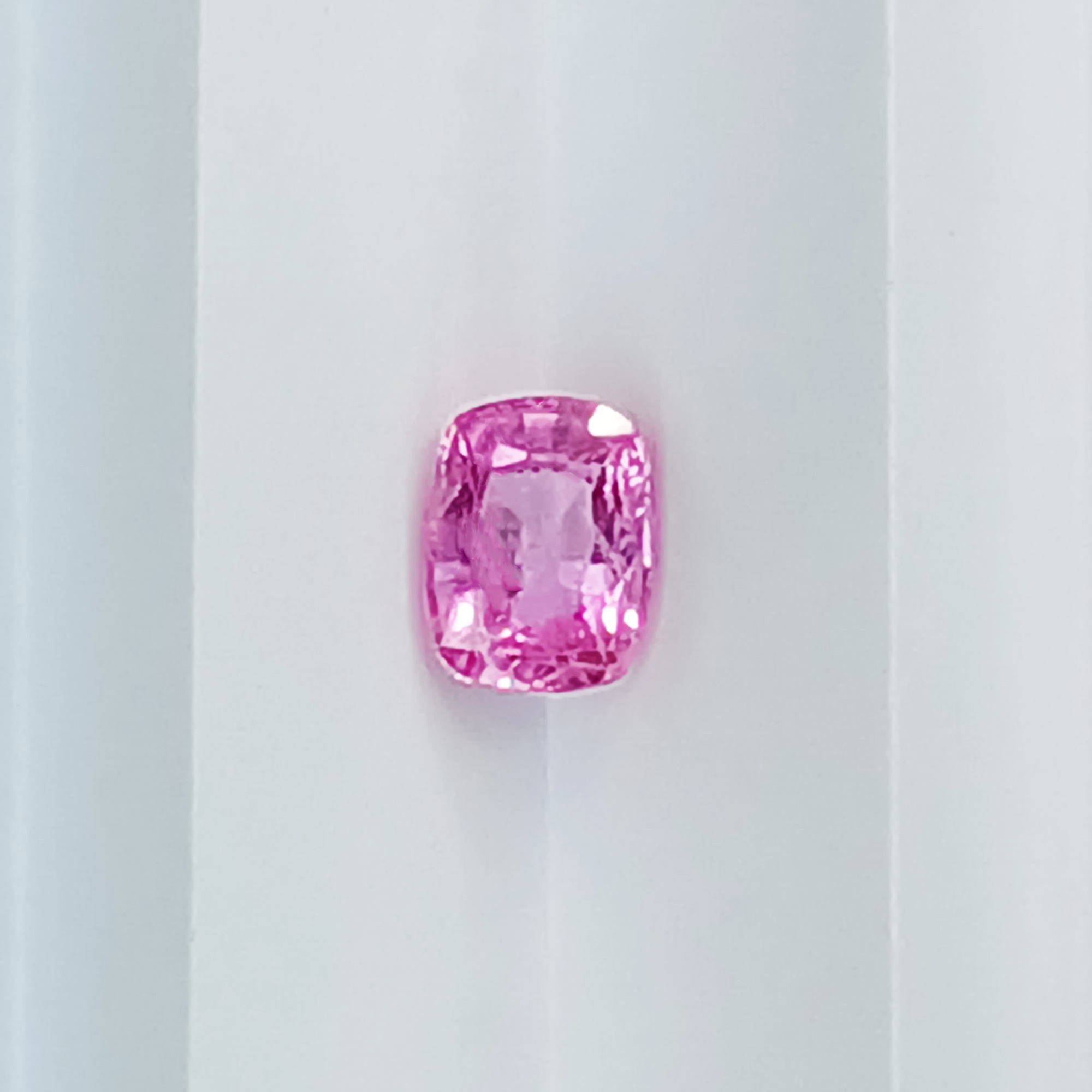 M283	PINK SAPPHIRE 2.04CT  LONG CUSHION