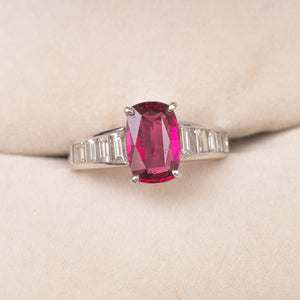 AU464 SHANGRILA BAGUETTE SIDE STONES RING - UNHEAT RUBY LONG CUSHION