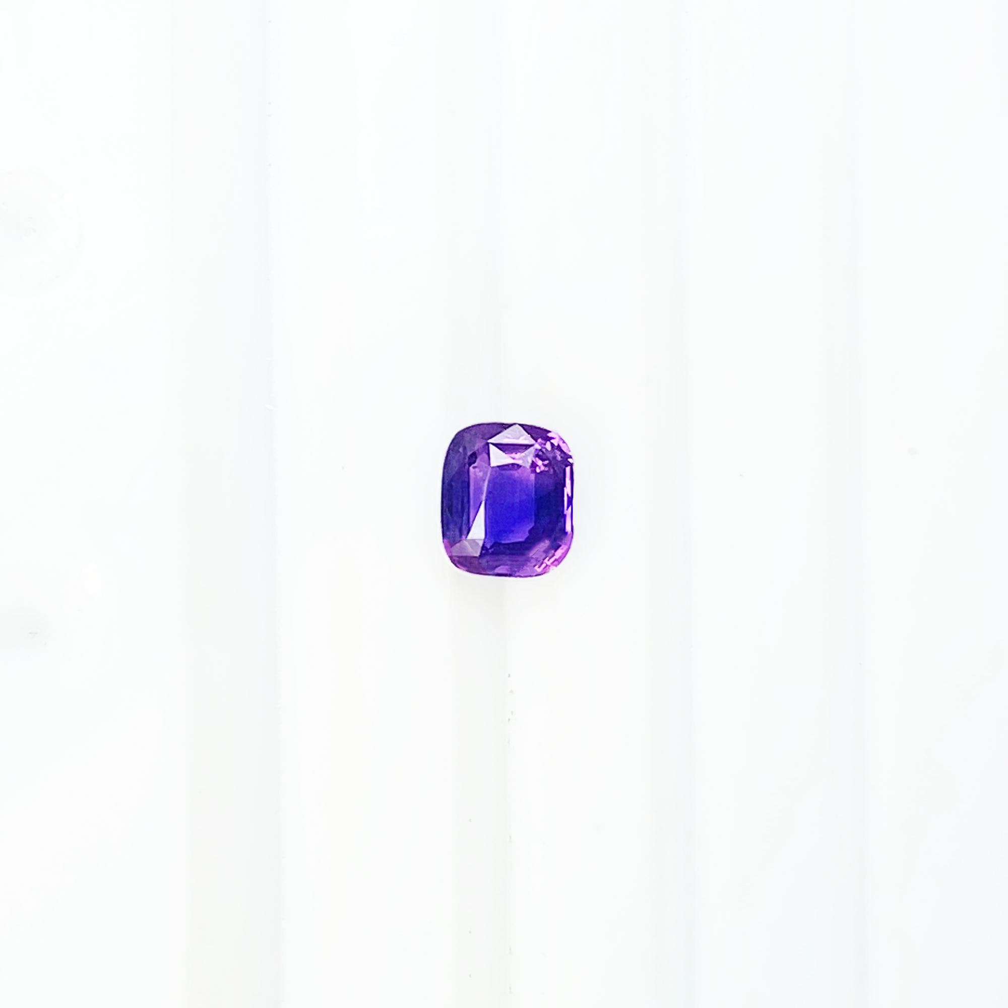 G724 UNHEAT PURPLE SAPPHIRE LONG CUSHION 1.54CT